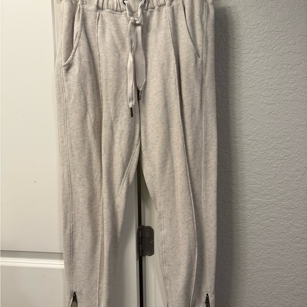 Abercrombie & Fitch Light Beige Joggers